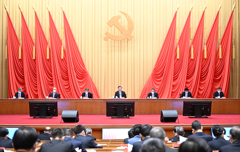 1月9日，中共中央總書記、國(guó)家主席、中央軍委主席習(xí)近平在中國(guó)共產(chǎn)黨第二十屆中央紀(jì)律檢查委員會(huì)第二次全體會(huì)議上發(fā)表重要講話。李強(qiáng)、趙樂際、王滬寧、蔡奇、丁薛祥、李希出席會(huì)議。